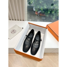 Hermes Low Shoes